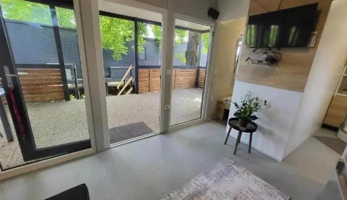 Big Berry Kolpa - Kiwi Mobile House, Metlika *