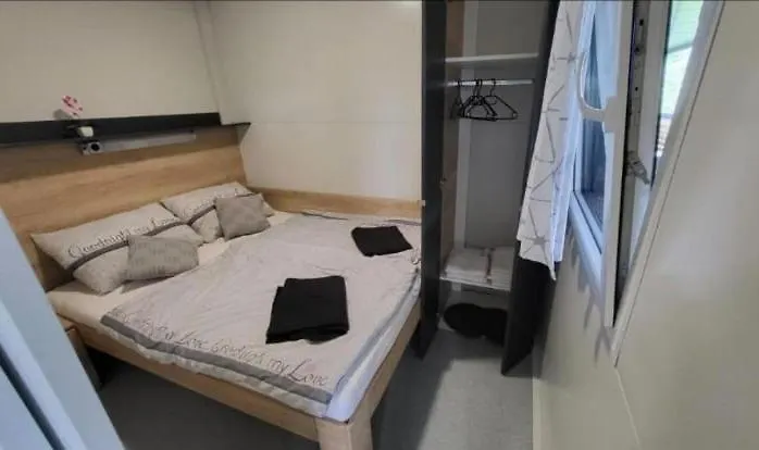 Big Berry Kolpa - Kiwi Mobile House, Metlika *