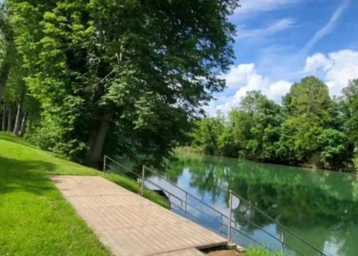 Big Berry Kolpa - Kiwi Mobile House, Metlika Appartement Gradac