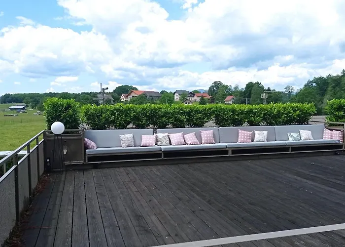 Big Berry Kolpa - Kiwi Mobile House, Metlika Appartement Gradac