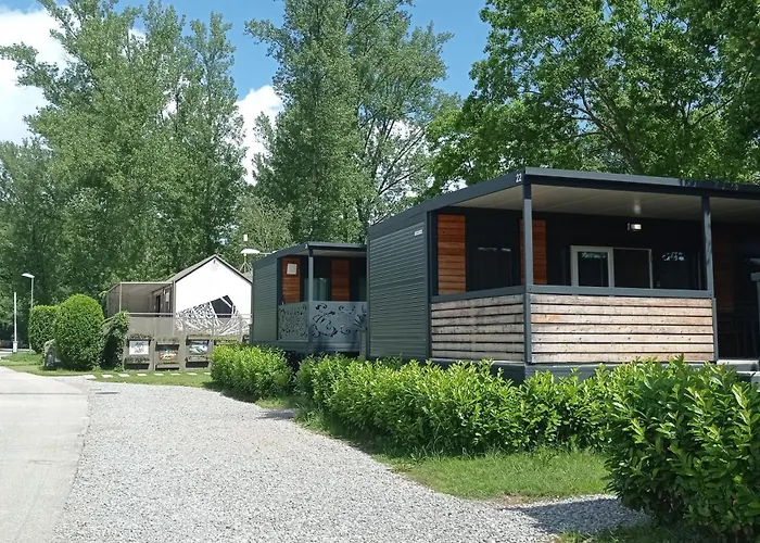 Big Berry Kolpa - Kiwi Mobile House, Metlika Gradac